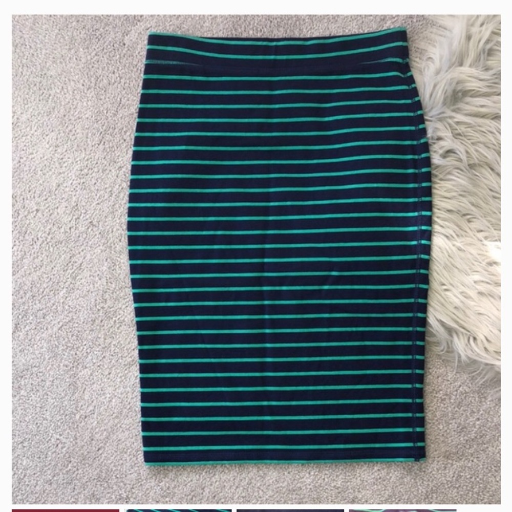 Old Navy Pencil Skirt